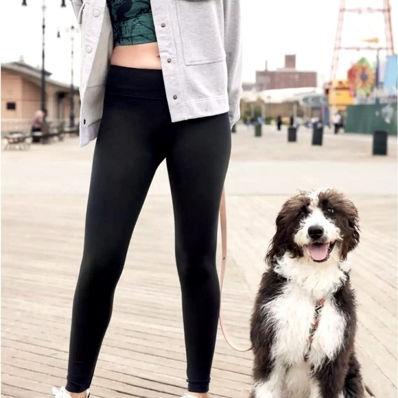 Arie Women’s Leggings Mid Rise Black Made to Chill Size-S GUC - Picture 2 of 5